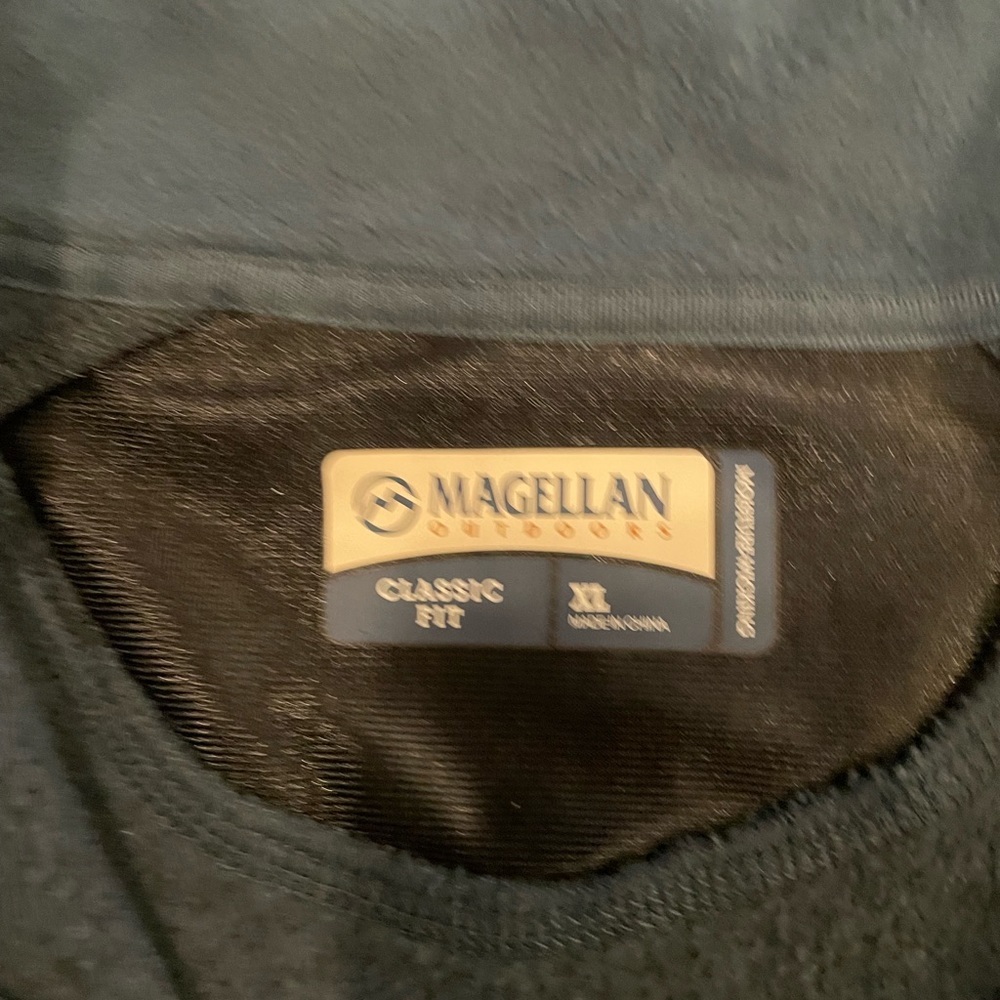 Men’s Magellan pullover XL